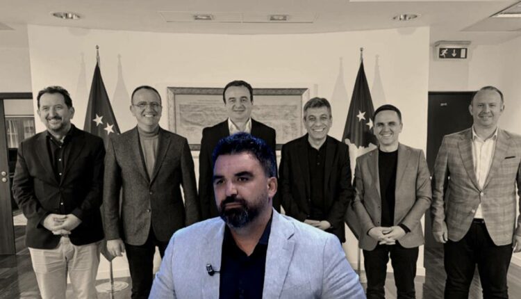 Gjuha shqipe, Mehmetaj i ashpër me Kurtin, vlerëson lartë punën e Ahmetit