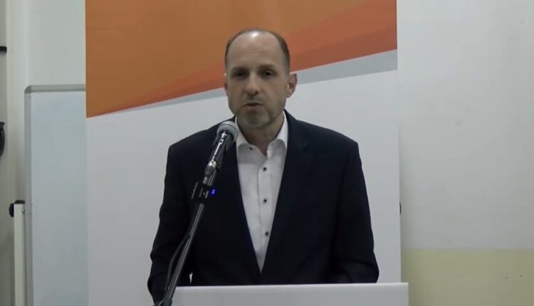 Ibrahimi nga Kërçova: A është i gatshëm Ali Ahmeti të garantojë se nuk ka hyrë në dhomën 161 dhe nuk ka qenë i gatshëm ta dorëzojë Kërçovën?