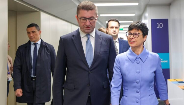 Mickoski nga Brukseli: Qeveria mbetet e fokusuar në reformat, jemi të gatshëm të diskutojmë për gjithçka që është parimore për shtetin dhe qytetarët, por ultimatume nuk pranojmë