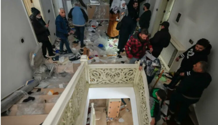 Grabitet dhe shkatërrohet pallati i Asadit