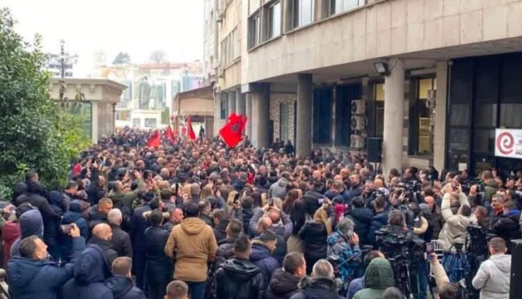 Arbër Ademi: Një betejë e fituar, por rreziku ende ekziston! Agonia vazhdon!