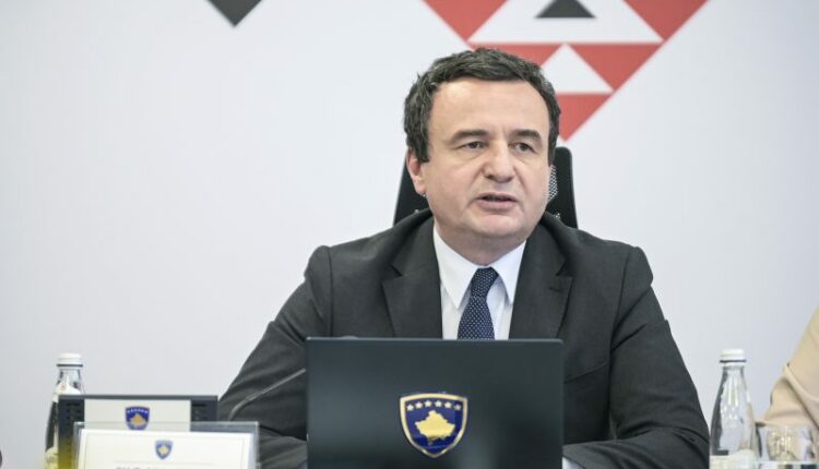 Kurti: Krerët e UÇK-së po mbahen padrejtësisht në Hagë