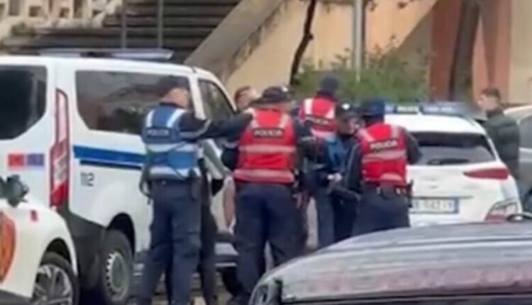 Sherr i rëndë mes të miturve në Tiranë, plagoset një 13-vjeçar