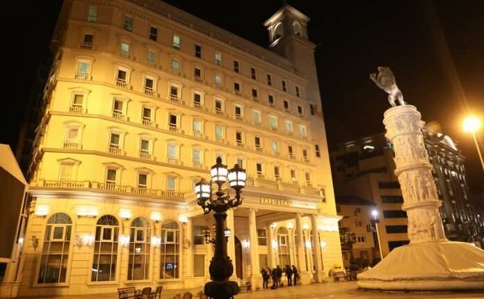 Komiteti Ekzekutiv i VMRO-DPMNE-së autorizon Mickoskin të propozojë zgjidhje të reja kadrovike, pas largimit të Taravarit nga Qeveria