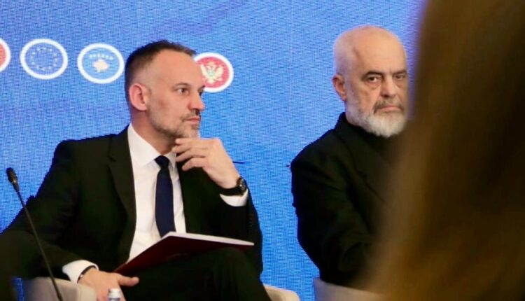 Zëvendëskryeministri Arbën Fetai përfaqësoi Qeverinë e Republikës së Maqedonisë së Veriut në Konferencën Rajonale “GovTech“ në Tiranë