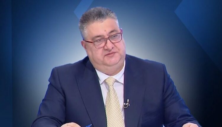 Si të ulet numri në administratë, aq sa duhet të jetë?/ Ja si përgjigjet ministri Goran Minçev