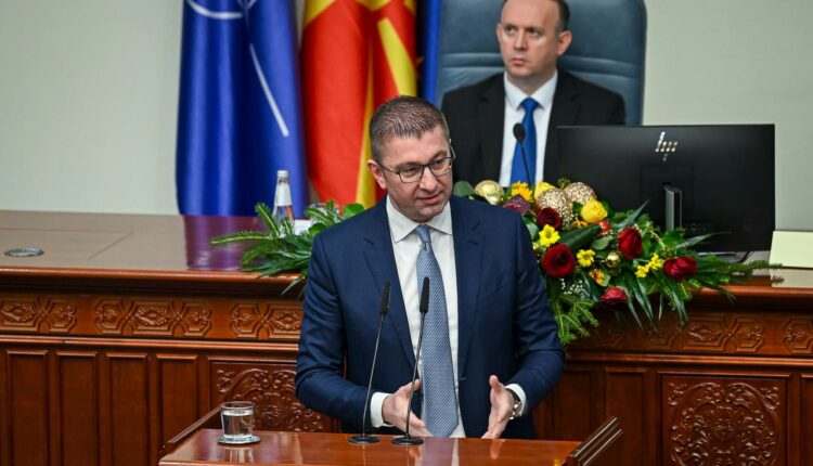 Mickoski: Haraçina dhe Likova do të bëhen me kopshte funksionale, kërkesa ime për falje ishte për shkak të kryetarëve të papërgjegjshëm të këtyre dy komunave, puna e ministrit Limani është për vlerësim të lartë