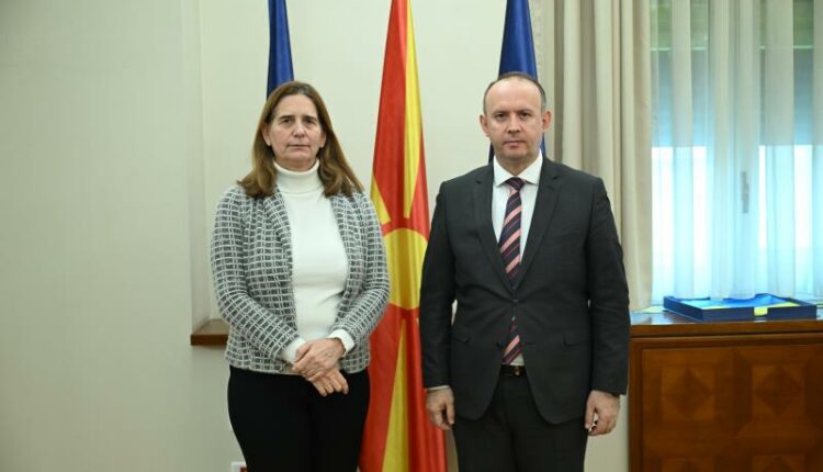 Kryetari i Kuvendit, Afrim Gashi, realizoi takim me ambasadoren e Republikës së Greqisë