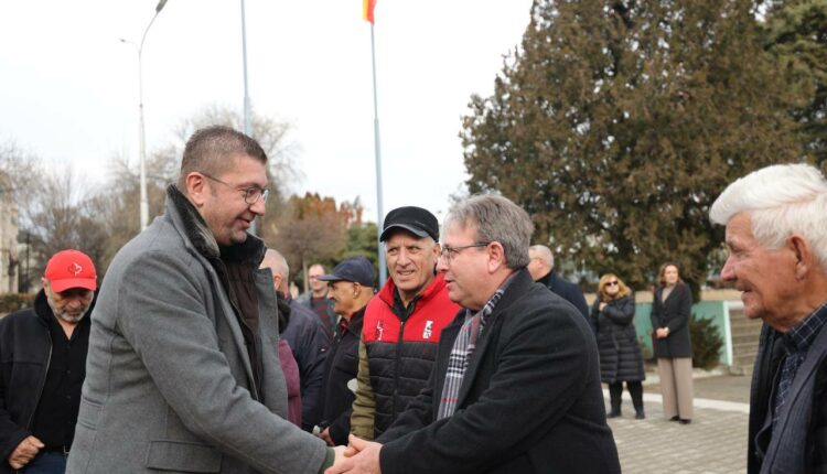 Rritja e çmimeve/ Mickoski mesazh tregtarëve: Ashpër do të reagojmë nëse nuk ulen çmimet!