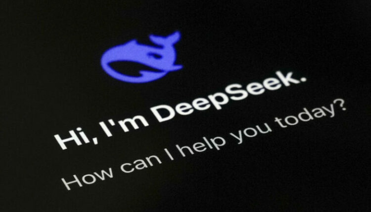 Italia bllokon qasjen në “DeepSeek”