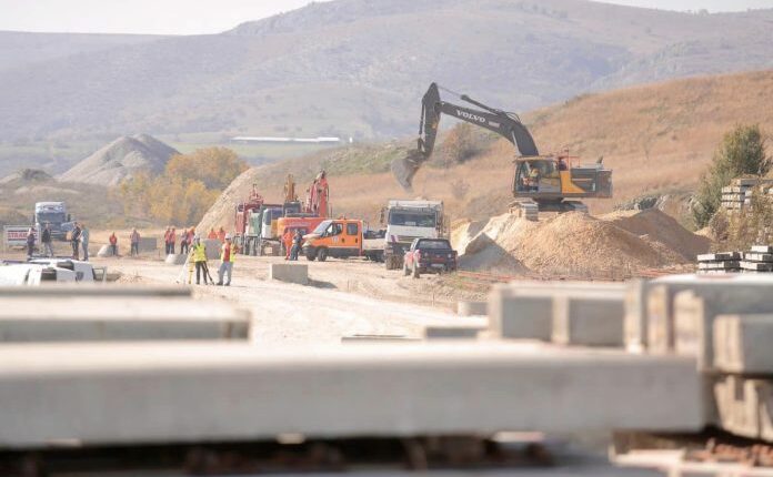 Korridori, Sofja propozon ndërtimin e tunelit