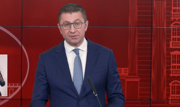 Përndjekja nga Agjencioni për kundër-zbulim! Mickoski “i hutuar”, zbulon detaje nga mbledhja e mbyllur e qeverisë!