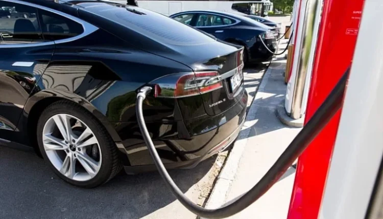 Norvegjia, vendi i parë në të cilin të gjitha veturat e reja të shitura do të jenë elektrike
