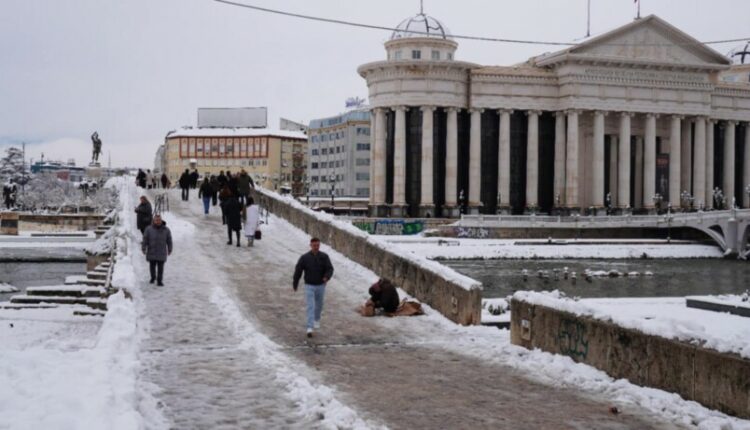 Deri të premten mot i ftohtë me reshje të përkohshme të borës, gjatë fundjavës rritje e temperaturave të ditës