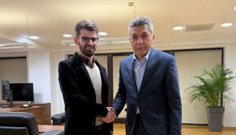Lëvizja Demokratike forcohet me profesionistë të rinj