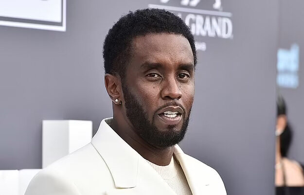 Akuzuesja heq dorë nga padia për përdhunim kundër Jay-Z dhe Sean Combs