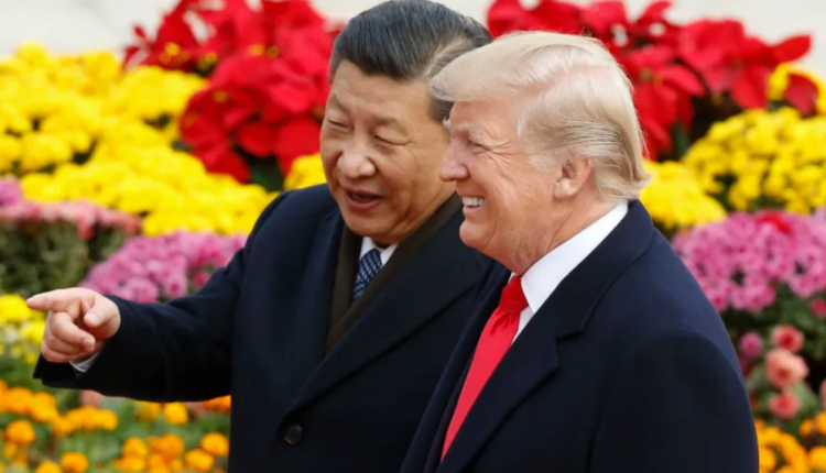 Trump po i dorëzon botën Kinës