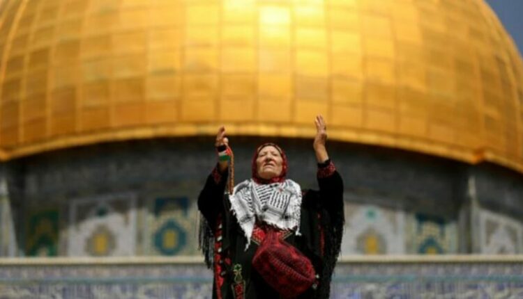 Izraeli vendos kufizime për vizitorët në al-Aqsa gjatë Ramazanit: Askush nën 50 vjeç nuk mund të hyjë në xhami