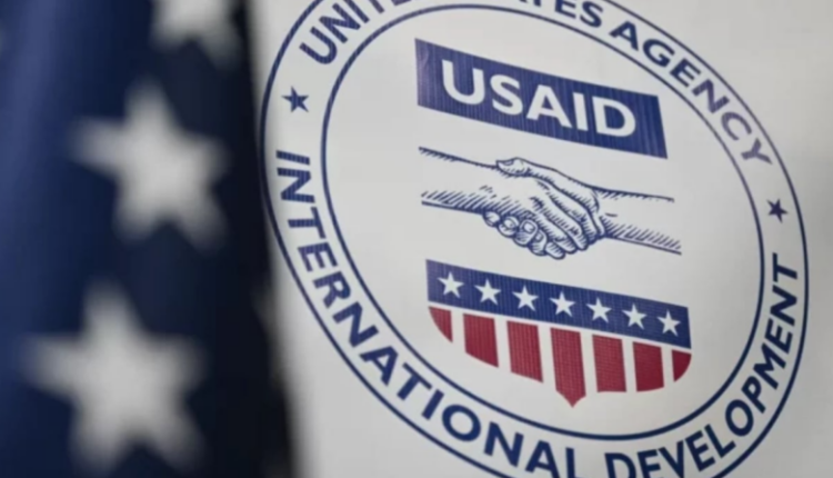 Kritikët e USAID-it, thirrje për investime të përqendruara në botën e jashtme