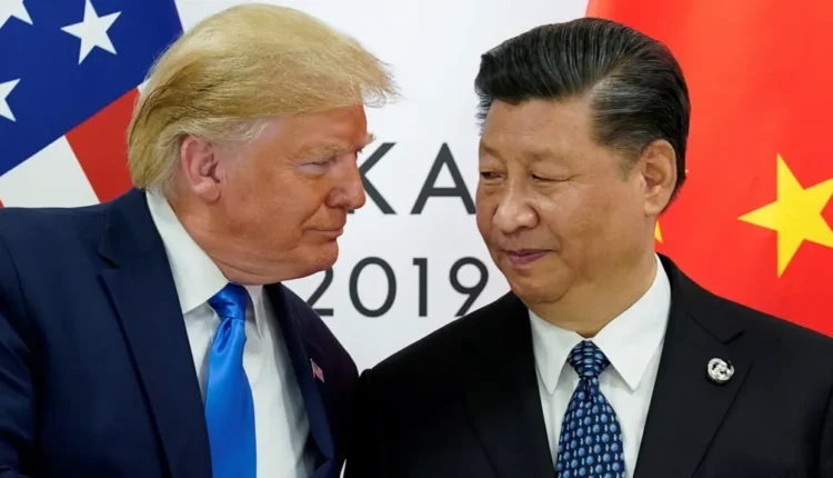 Hyjnë në fuqi tarifat ndaj Kinës/ Xi Jinping kundërpërgjigjet me taksa ndaj mallrave amerikane, ja çfarë përfshihet