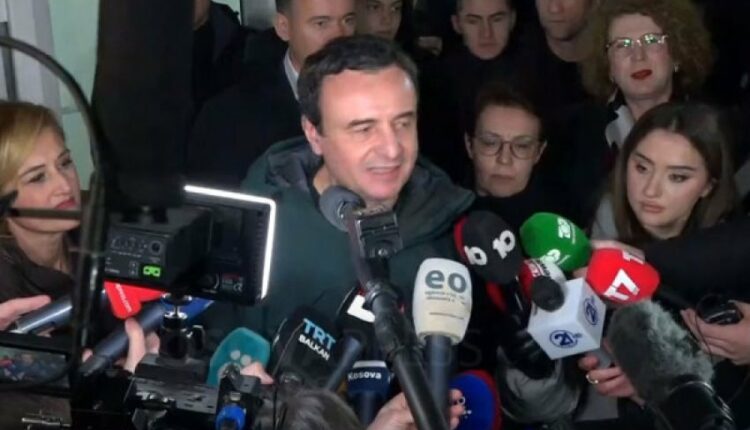 “Do formojmë qeverinë e re’”, flet Albin Kurti: Ata që kanë dalë të dytë dhe të tretë, dhe po të mblidhen bashkë nuk bëhen sa VV