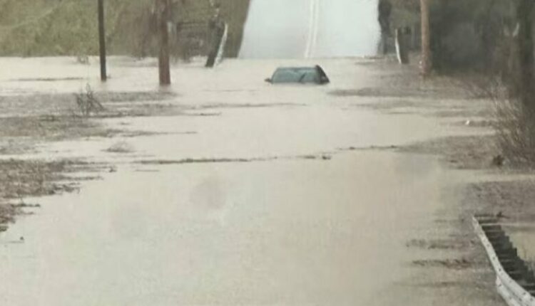 Përmbytje, stuhi dhe rrezik për tornado në SHBA, evakuohen dhjetëra banorë