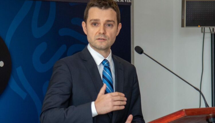 Mucunski: Metodat e reja amerikane janë jokonvencionale për disa, por diplomacia konvencionale, deri më tani ka sjellë më shumë luftëra