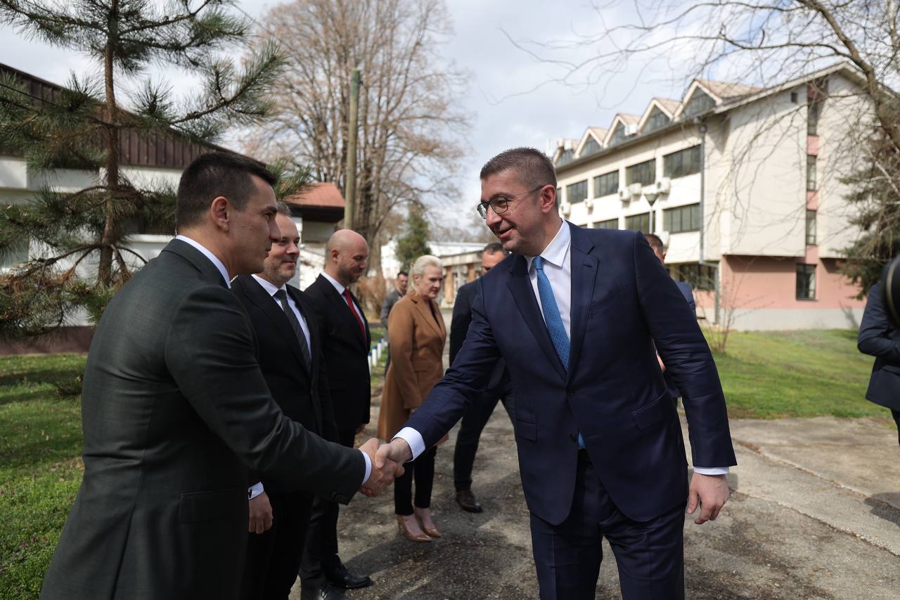 Mickoski: Certifikimi i Qendrës për trajnimе do të thotë konfirmim i punës së palodhur dhe realizim i vizionit për sistemin policor dhe arsimor