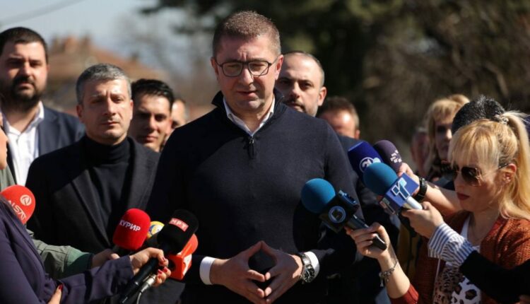 Mickoski: Qeveria nuk ka marrë vendim për përzgjedhjen e kompanisë që do të ndërtojë parkingun në Qendrën Klinike