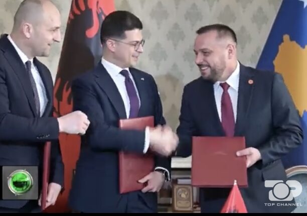 “Narrativë e kotë viktimizuese”, Vuçiç u ankua në NATO, ministri Vengu publikon marrëveshjen tripalëshe: Shqipëria s’ka precedentë traktatesh të fshehta!