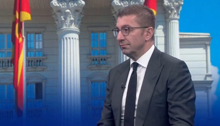 Mickoski: Po fillojmë përballjen me mafian, nuk do të ndalemi, si mundet në Spitalin Modular të jetë fajtor kablli