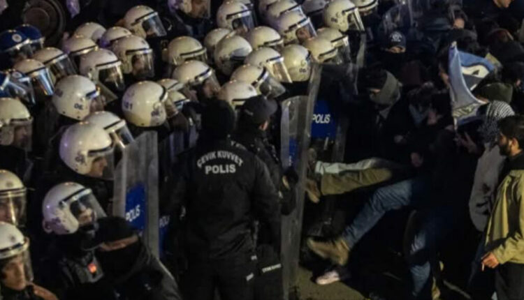 Protesta në Turqi pas arrestimit të kryetarit të Stambollit, Ekrem Imamoglu