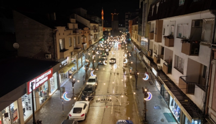 Komuna e Gostivarit dekoroi qytetin për muajin e shenjtë të Ramazanit