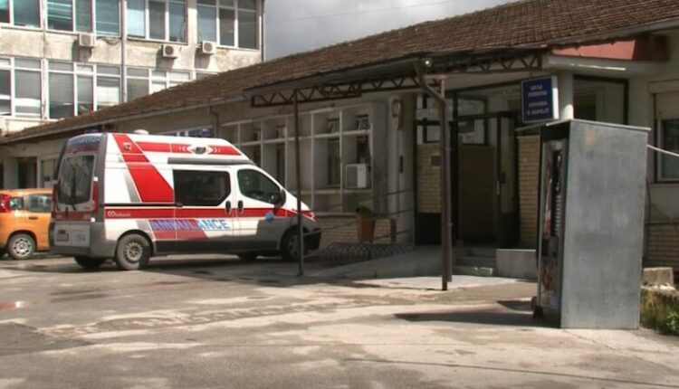 Rënie drastike e numrit të ndërhyrjeve kirurgjike! Repartit të Ortopedisë në Tetovë i mungojnë materialet