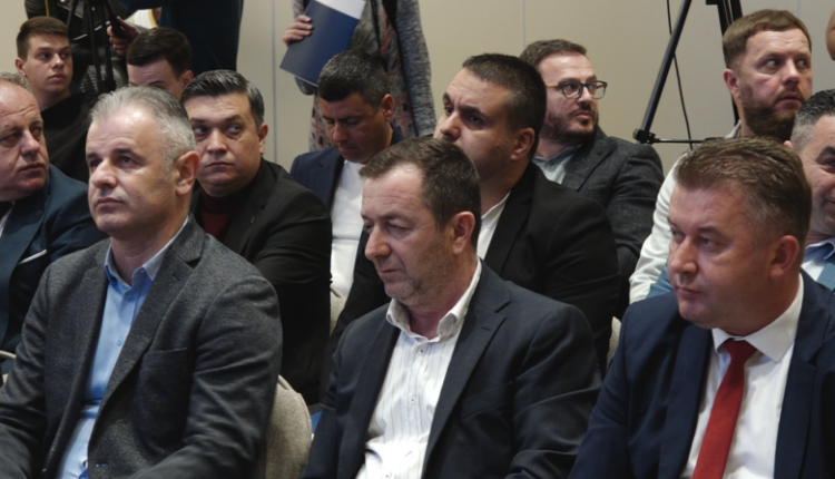 Projekti për pushtetin lokal – Vetëm tre komuna morën 50 mijë euro, ndër to edhe Çairi