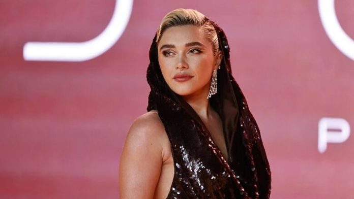 Hajdutët shkatërrojnë furgonin e Florence Pugh gjatë premierës së filmit në Londër, vjedhin celularin dhe laptopin