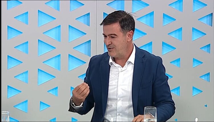 Drejtori i Burgjeve pretendon: Bandat e burgut porositën djegien e shtëpisë sime si hakmarrje