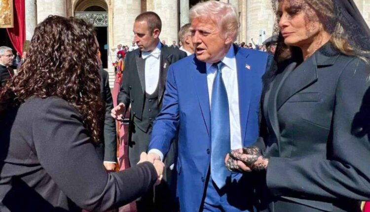 Osmani përshëndetet me Trumpin në funeralin e Papa Françeskut