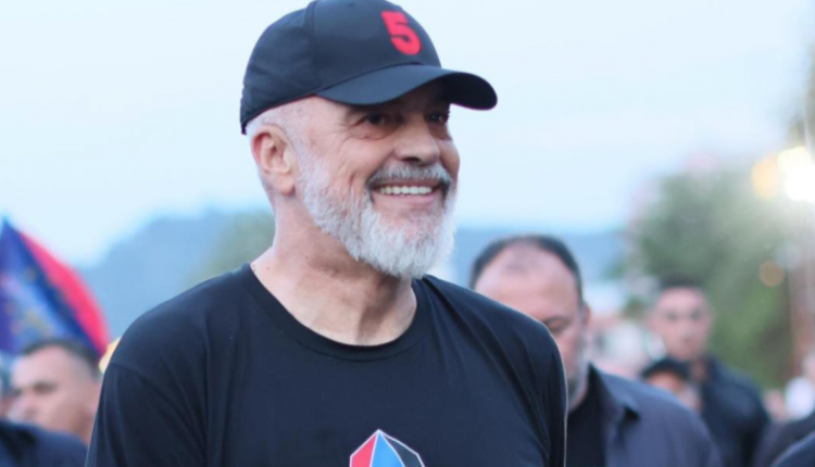“Janë dhe 36 mijë zarfe pa dorëzuar”, Rama thirrje votuesve nga diaspora: Ka akoma kohë, mos prisni që të vijnë t’ia u marrin, çojini te DHL