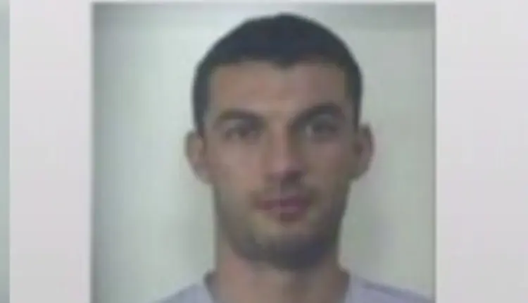 “Vendos dorën në Kuran që nuk e fal gjakun e vëllait tim”, dëshmia e Erion Alibejt: Dumani më tregoi ekzekutorët e familjarëve të mi
