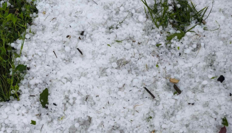 Kaos nga moti i lig në Serbi: Breshër gjigant dhe dëme të mëdha