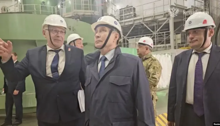 Mes kritikave se po zvarrit bisedimet për paqe, Putin vizitë befasuese në Kursk