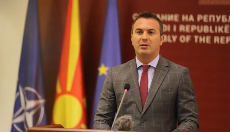 Ademi pas largimit të Taravarit nga VLEN: Ishin pak, ngelën edhe më pak