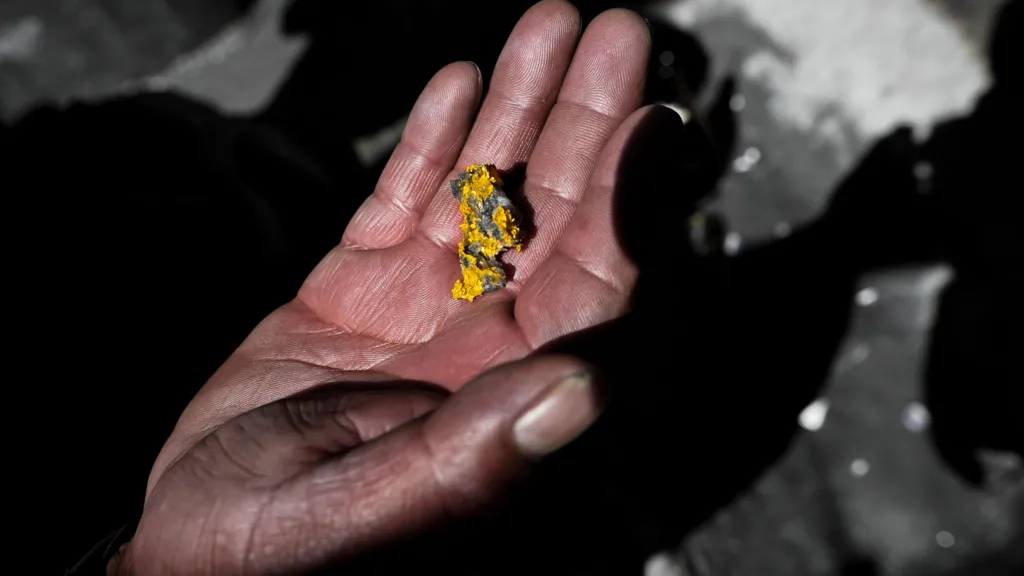 13 persona gjenden të vdekur brenda një miniere në Peru  u rrëmbyen ditë më parë