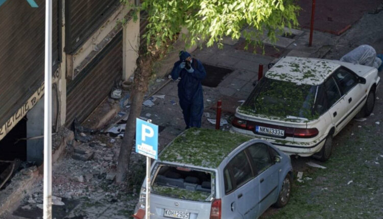 Gruas i shpërthen bomba ne dorë në Selanik, kishte planifikuar ta vendoste në një bankë