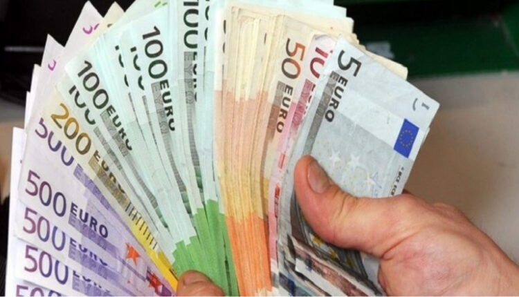 Një grua nga Zhelina mashtrohet me 1.850 euro nga një “bamirës” nga Kosova i cili i kishte premtuar ndërtimin e shtëpisë
