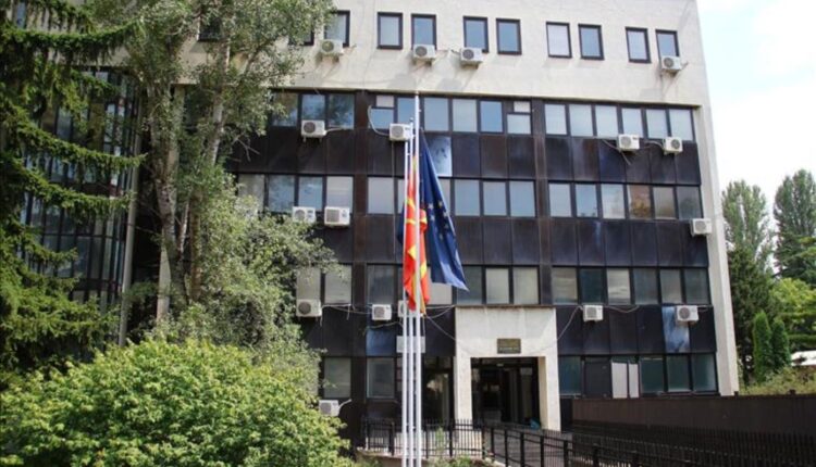 MPB me thirrje për maturantët: Festoni pa makina, alkool dhe lëndë narkotike