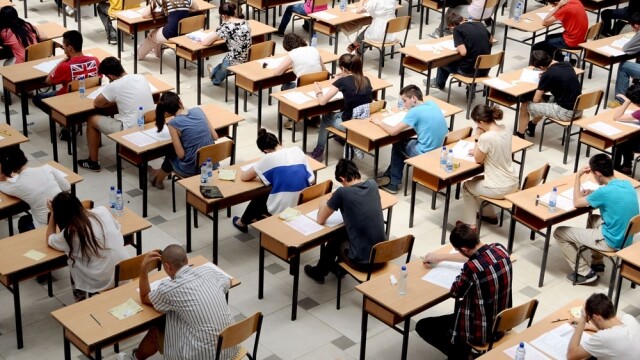 15,004 maturantë janë regjistruar për testim në provimet shtetërore, interesim i madh për gjuhën angleze