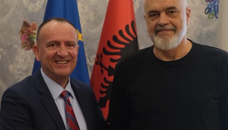 Lideri i Aleancës për Shqiptarët, Arben Taravari realizoi takim urues me Kryeministrin e Shqipërisë, z. Edi Rama