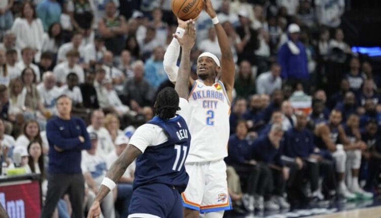 Gilgeous-Alexander i jashtëzakonshëm, OKC vetëm një fitore larg finales së NBA-së